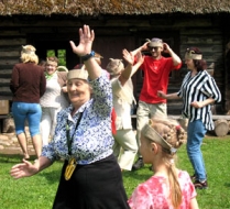 Nebēdnīgi velniņi aicina „Brakos”