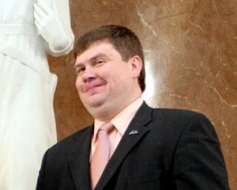 Ministru prezidents sola atvainoties