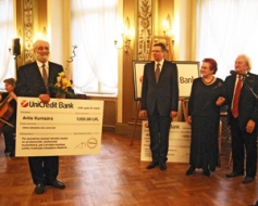 Latviešu mūzikas balvu saņem Artis Kumsārs