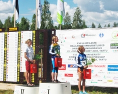 Izcīna sudraba medaļu