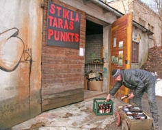TĒMA: Ekonomiskās grūtības