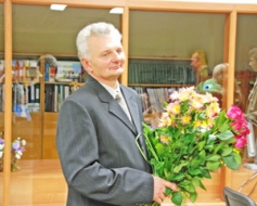 Gaisma Aivara Aivieksta logā