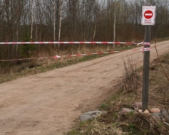 Strīdi par ceļu joprojām nerimst