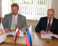 Noslēdz sadarbības līgumu
