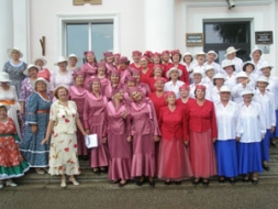 Dejo dāmas Varakļānos
