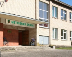 Aicina mētrēniešus uz situācijas izpratni