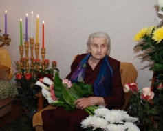 Gaišas domas 100 gadu garumā