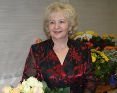 Dzīves jubileju svin kolēģu vidū