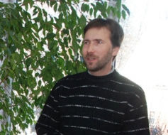 Jāuzticas paša galvai un rokām
