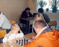 Medaļu priekšspēle dambretē