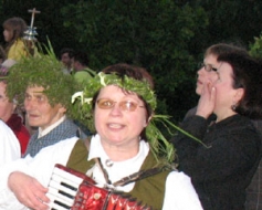 Jūnijs — līgo noskaņās Brakos