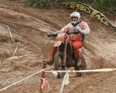 Sestdien endurokross Liepiņkalnā
