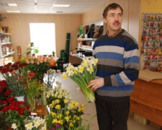 Pašu izaudzēti pavasara ziedi