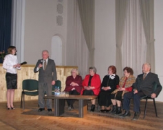 Svin Varakļānu pilsētas 83. jubileju