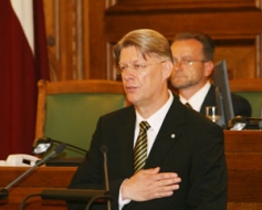 Ierosina atlaist 10. Saeimu