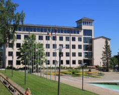 Saieta nams – bez stalažām