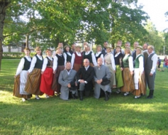 Dejotāji folkloras festivālā Igaunijā