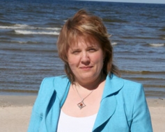Rīt vārda dienu svinēs Janīnas, Lindas