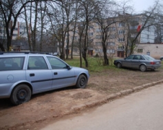 Autostāvvietu jautājums jārisina iedzīvotājiem