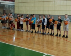 Madonā atsaucas basketbola aicinājumam