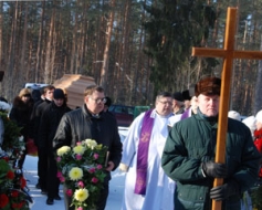 Atvadoties no Broņislavas Martuževas