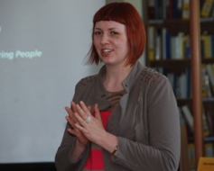 Inga Žolude par balvu un literatūru