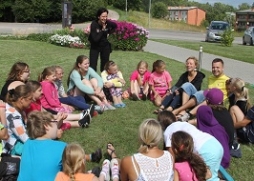Bērni tiekas nedēļu ilgā piedzīvojumā