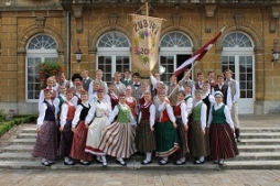 Lubānas dejotāji Eiropas festivālos
