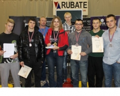Latvijas čempionātā – medaļu birums