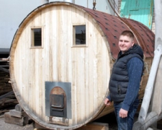 “Bez naudas var tikai pirmajā eiforijā”