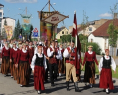 Svētkiem – dziesmota kulminācija