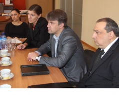 Miljardi čigānu integrācijas pasākumiem
