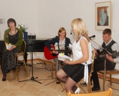 Dzejas krājuma “akmensrite” atvēršana