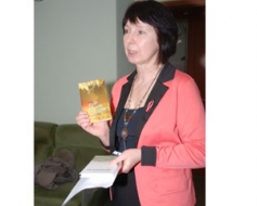 Par „Tautas grāmatu plauktu”