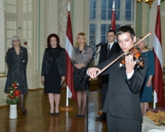 Skan Oskara Kalpaka vijole