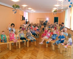 Palīdzības sūtījumos – pārsvarā mēbeles