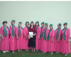 Dejotājas rosās un koncertē