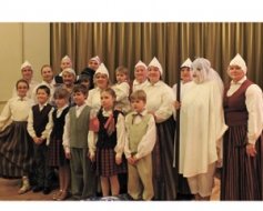 Varakļānu folkloras kopa attīstās