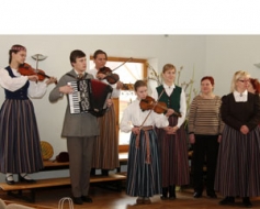 Folkloras kopas rāda savas prasmes