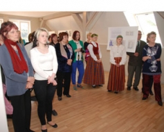 Rakstu rakstītāja Broņislava Martuževa