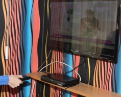 Vai pietiek televizoru izslēgt ar pulti?