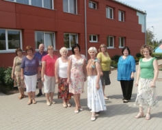 Zināšanas apgūst dāmu deju kopu vadītāji