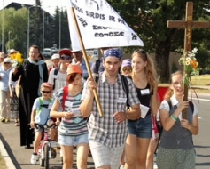 Katrs svētceļojums kā kāpšana kalnā