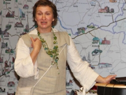 “Pūralāde” – pielocīta bagātiem gabaliem