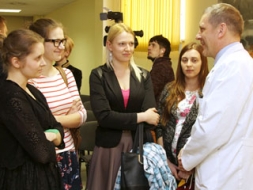 Jauniešus rosina studēt medicīnu