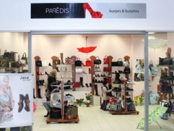 Durvis vēris apavu veikals “Papēdis”