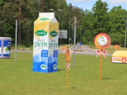 Pilsētu rotā jaunas dekorācijas