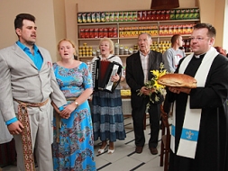 Madonā svinīgi atklāj “Māmuļu”