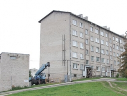 Klusums beidzies, jumta rekonstrukcija turpinās