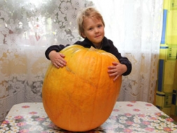 Lielā ķirbjoga sver 45 kilogramus